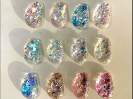 韓国風キラキラネイル