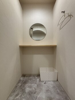 ピラティス イズム 松山店(Pilates isM)/【サロンの設備】お着替え完備＊