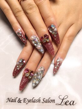 ネイルアンドアイラッシュサロン レア 千葉店(Lea)/