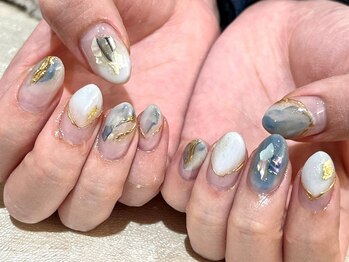 ラボラトリーヴォルズ ツタヤ 高田西店(Laboratory Vors TSUTAYA)の写真/【ワンカラー￥2980～】ジュニアネイリスト担当☆賢く・お得にネイルが楽しめる♪お得なクーポンも要check!
