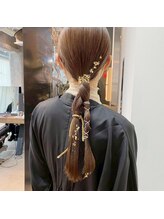 ミャオ バイ ハグ(meow by hug.)/ヘアメイク　アップヘア3,000円