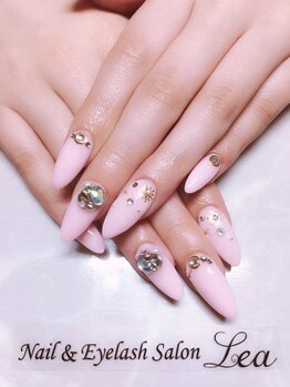 ネイルアンドアイラッシュサロン レア 千葉店(Lea)/