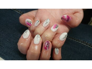 モノトーン(MONOTONE)/