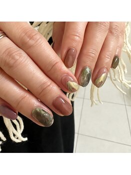 リリー バイ ロスターネイル(Lily by rostar nail)/