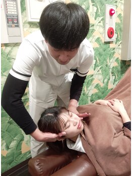 千林駅前整骨院/首の痛み肩の痛み