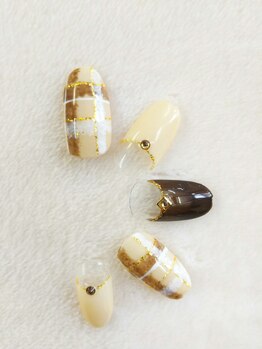 ネイルサロン ハース(Hearth)/華やかなジェルネイル☆