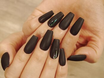 スワロンネイル(SWALLON NAIL)の写真/爪が短い・薄い・折れやすい…そんな悩める女子必見☆自爪をケアしてお好みの形や長さで魅力的な指先に♪