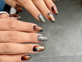 ヴィーナ クロウ(Vena claw)の写真/【アートし放題あり】ニュアンスアートが得意◎毎回自店オフ無料！豊富なアートで理想のネイルを叶えます。