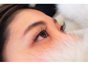 アイラッシュサロン シロ 千葉店(She-rau)/ボリュームラッシュ・千葉駅2分