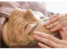 デジール/【毛穴洗浄＋ハーブピーリング】