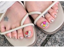 ◇【サンダルの時間は#フットネイルもオススメ♪】#キラキラネイル◇