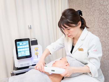 サロン ルテラ(SalonRutella)の写真/本格ドクターズコスメで肌質改善を。一宮唯一のシミケア専門エステで一度で透明感のある素肌へ