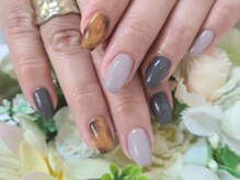 ネイルサロン ドレス(Nail Salon Dress)/【山川】グレー×べっ甲