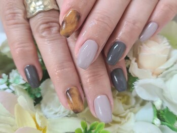 ネイルサロン ドレス(Nail Salon Dress)/【山川】グレー×べっ甲