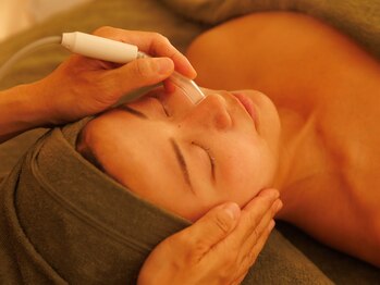 シーアイエステティック 船橋駅前店(c.iエステティック)/【2】角質ケア