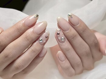 シス 福岡市南区高宮店(Sis)の写真/＜高宮駅徒歩4分＞シンプルだからこそ、上品さが際立つ洗練された仕上がりに♪大人可愛い指先を演出★