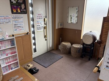まつざき整骨院/玄関広々!