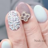 ヌークネイル(Neuk nail)