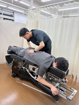 むさし鍼灸整骨院 久留米院/腰痛や骨盤矯正はトムソンベット