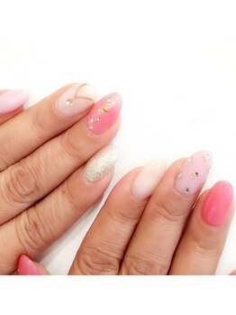 ルクール(Le Coeur)/可愛らしいピンクネイル