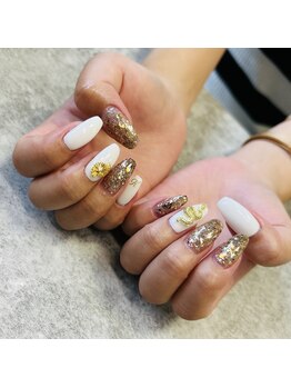 ネイルズ グラヴィス(Nails Gravis)/持込シンプルコース
