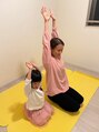 ナグヨガスタジオ 則武新町店(NAG YOGA STUDIO) 4歳の娘ちゃんもたまに一緒にヨガの練習します(*^^*)