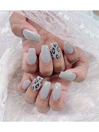 ワンカラー×レオパード