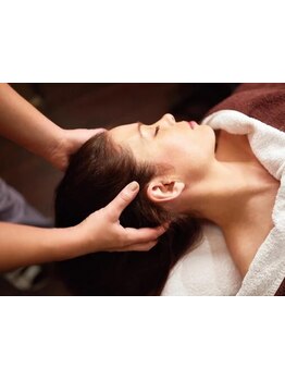 ヘッドスパで癒されたい