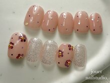 ジュエ ネイルスタジオ(jouer nailstudio.)の雰囲気（カラー変更もOK★お気に入りを見つけて♪ ！[中目黒/ニュアンス]）