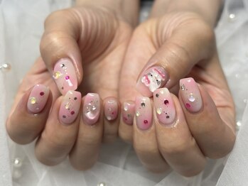 いちごミルクネイル