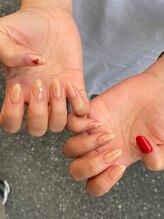 エム(em)/ベージュネイル