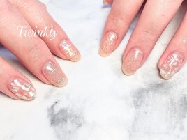 シンプルアートのシーズンネイル