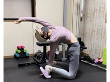 ワイズ パーソナル アンド ヘルス 目黒店(Y's Personal&Health)/ストレッチの様子♪