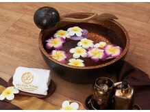パヤタイトウキョウ 銀座店(PHAYA THAI TOKYO)の雰囲気（オイルは素材、香りにもとことんこだわったmade inタイです）