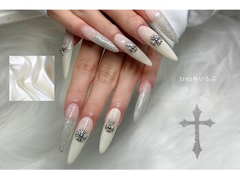 トレース ねいるぶ イオンスタイル上田店(tres)/