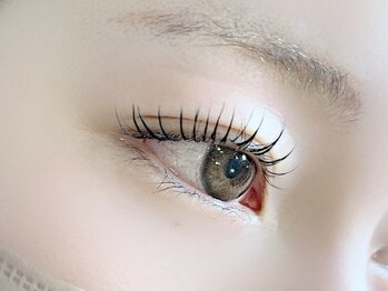 ラヴィ(Ravi)の写真/《フラットラッシュ/LEDラッシュ》つけ放題メニューあります☆丁寧なカウンセリングでなりたい目元を実現♪