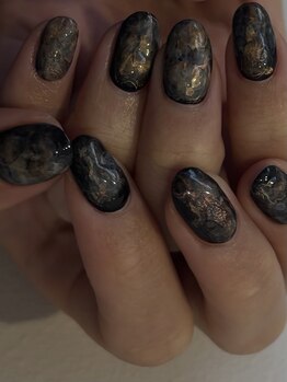 ヌア(nur.)/ブラックnuance