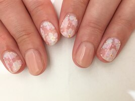 retreat nail