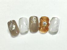 ネイルアンドまつげ リュフェール 五反田(Nail Lufaire)/ぷっくりフラワーシェルネイル