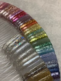 グリッターもカラーが豊富♪
