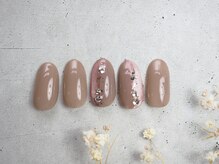 エクリュ(ecru)/季節の定額アート