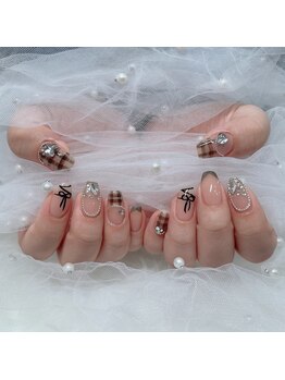 ベリール(Belire)/キラキラ☆大人ブラックネイル