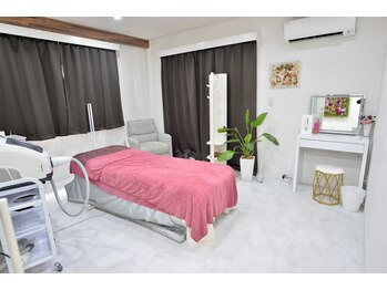 プレジールケイ(Plaisirk)/個室でプライベート空間！