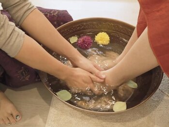しわ華/足湯しながら足もみサービス★