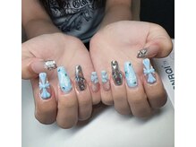 エムクイン(M.Queen)/お手元から華やかに