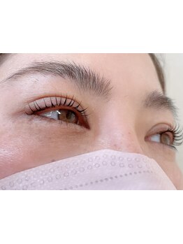 ナチュラル上品な目元にしたい