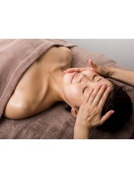 ホウレイ線・たるみ改善！予防ケア