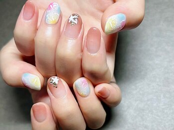 ラドール(La Dhole)/ハイビスカスネイル