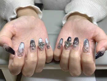 モアグラム 新宿東口店(More Glam)/黒っぽいデザイン