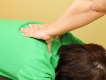 水縁整体院の写真/【完全個室あり】ガチガチの首・肩や疲れ部位をツボを外さない熟練技で解放。驚くほど軽い身体へ!